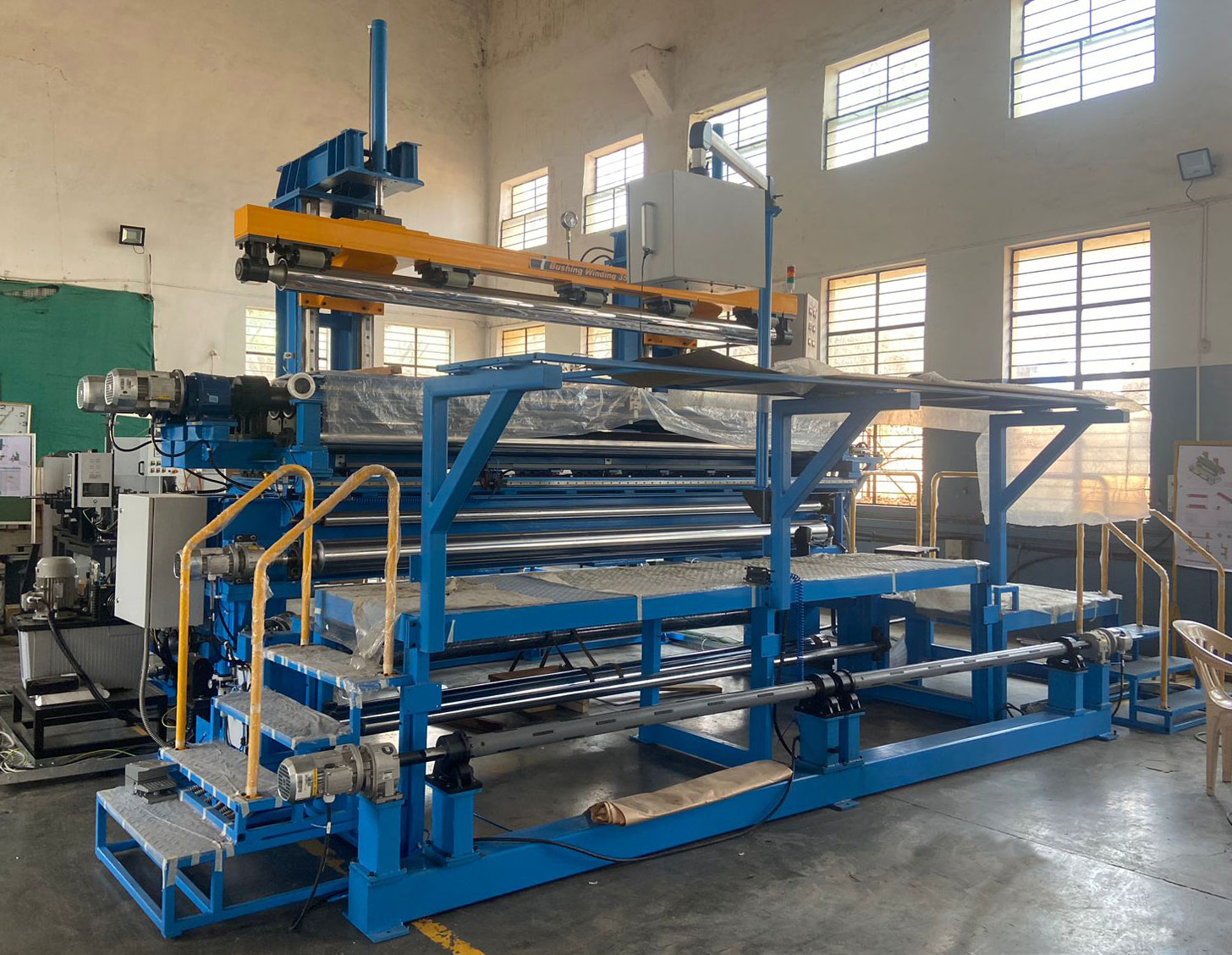 Wide Band Bushing winding machine Intel Motion